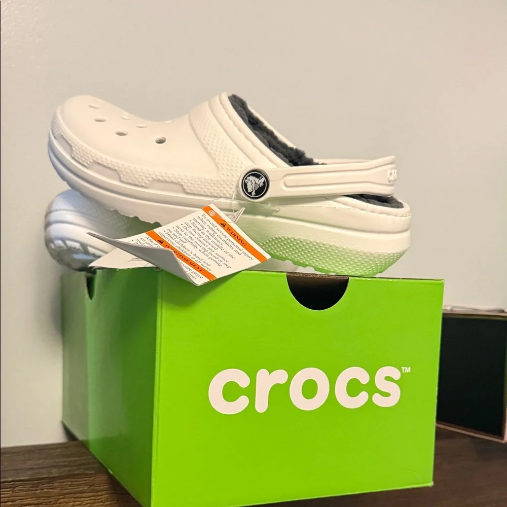 CROCS Kids White Fuzzy Lined Slippers
